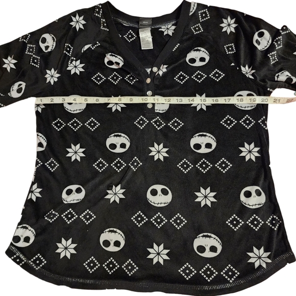 Disney Nightmare Before Christmas Pajama Set - Picture 8 of 14
